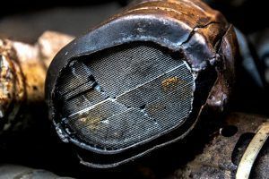 metales preciosos en los convertidores catalíticos